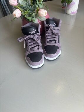 Puma Mauve and Black High-Top Sneakers